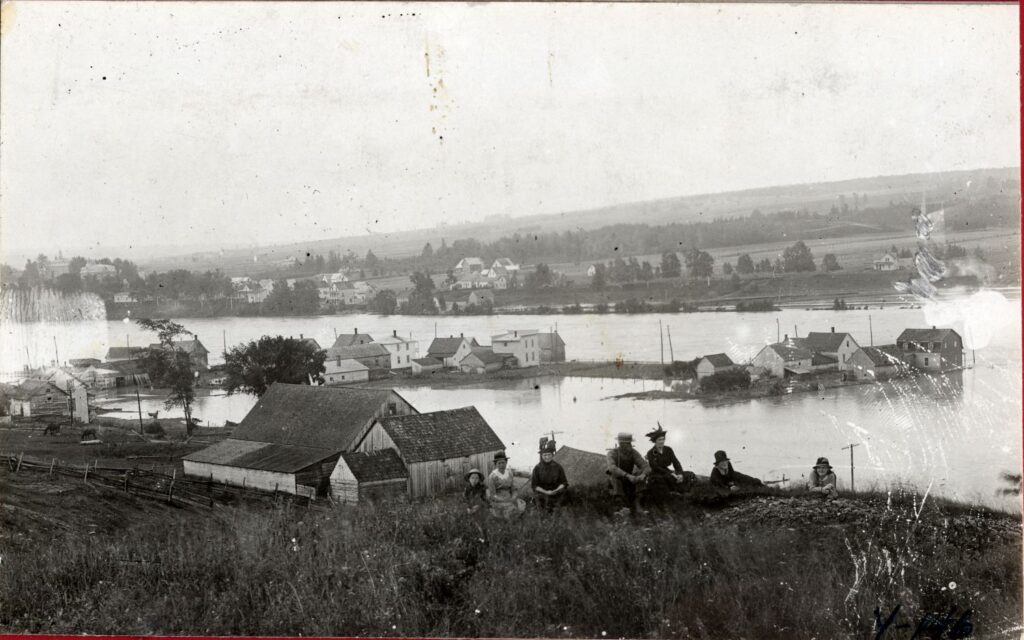 Inondation à Saint-Georges par la rivière Chaudière, 31 juillet 1917. 