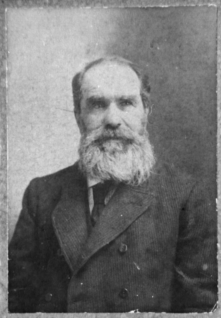 Jos Hébert, vers 1900. 