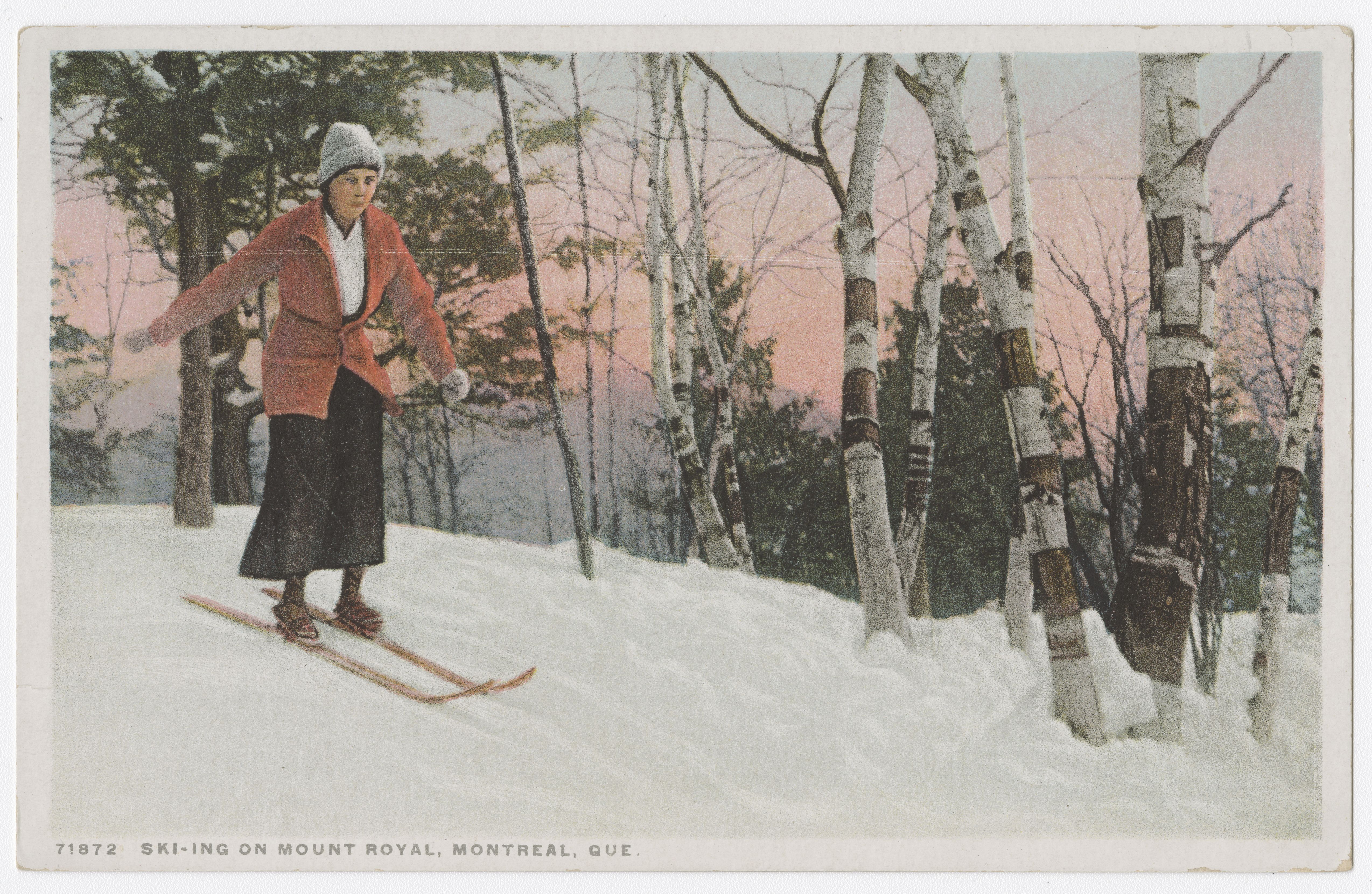 Une femme pratique le ski alpin dans un boisée.