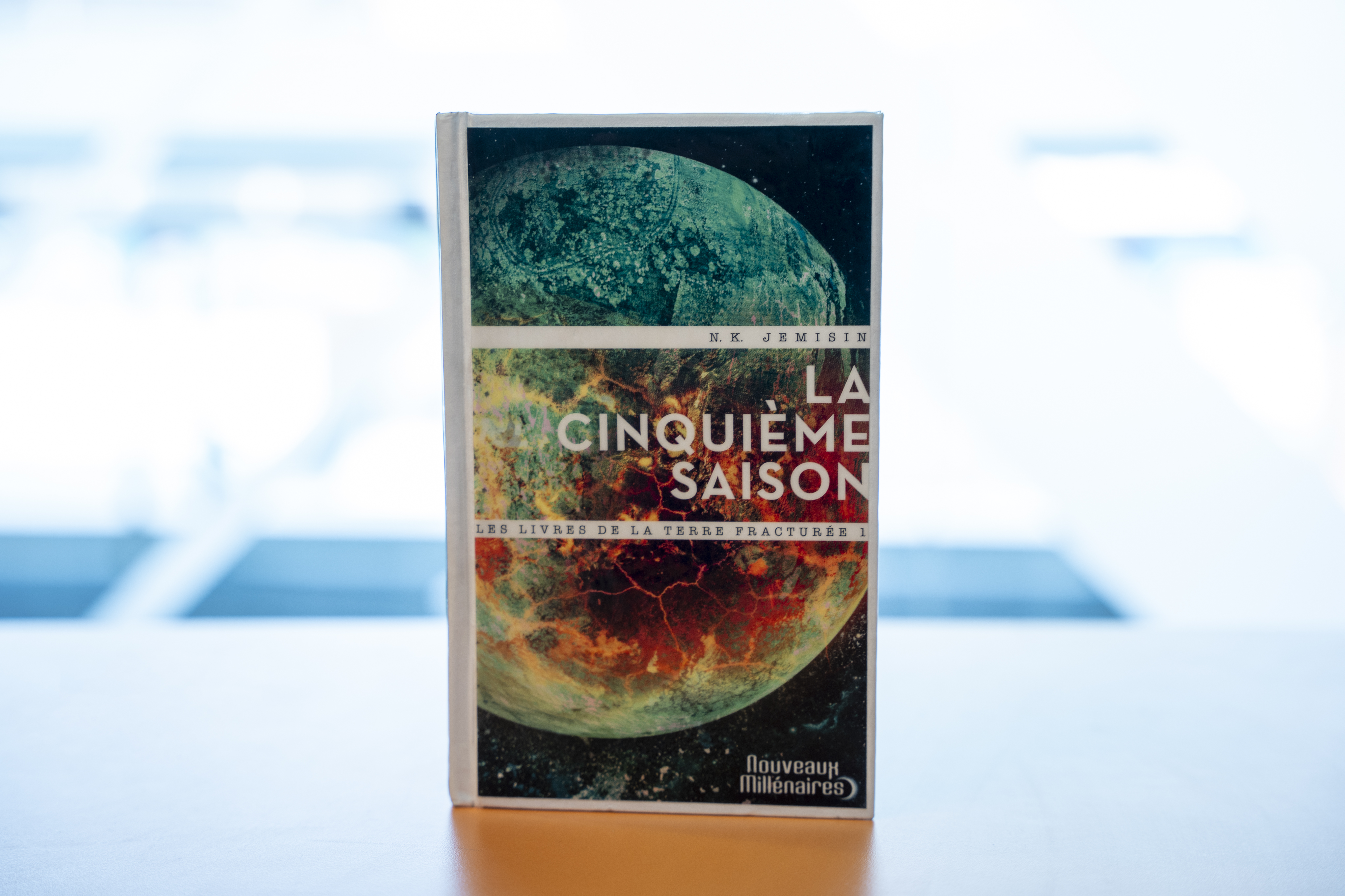 Couverture de la Cinquième saison.