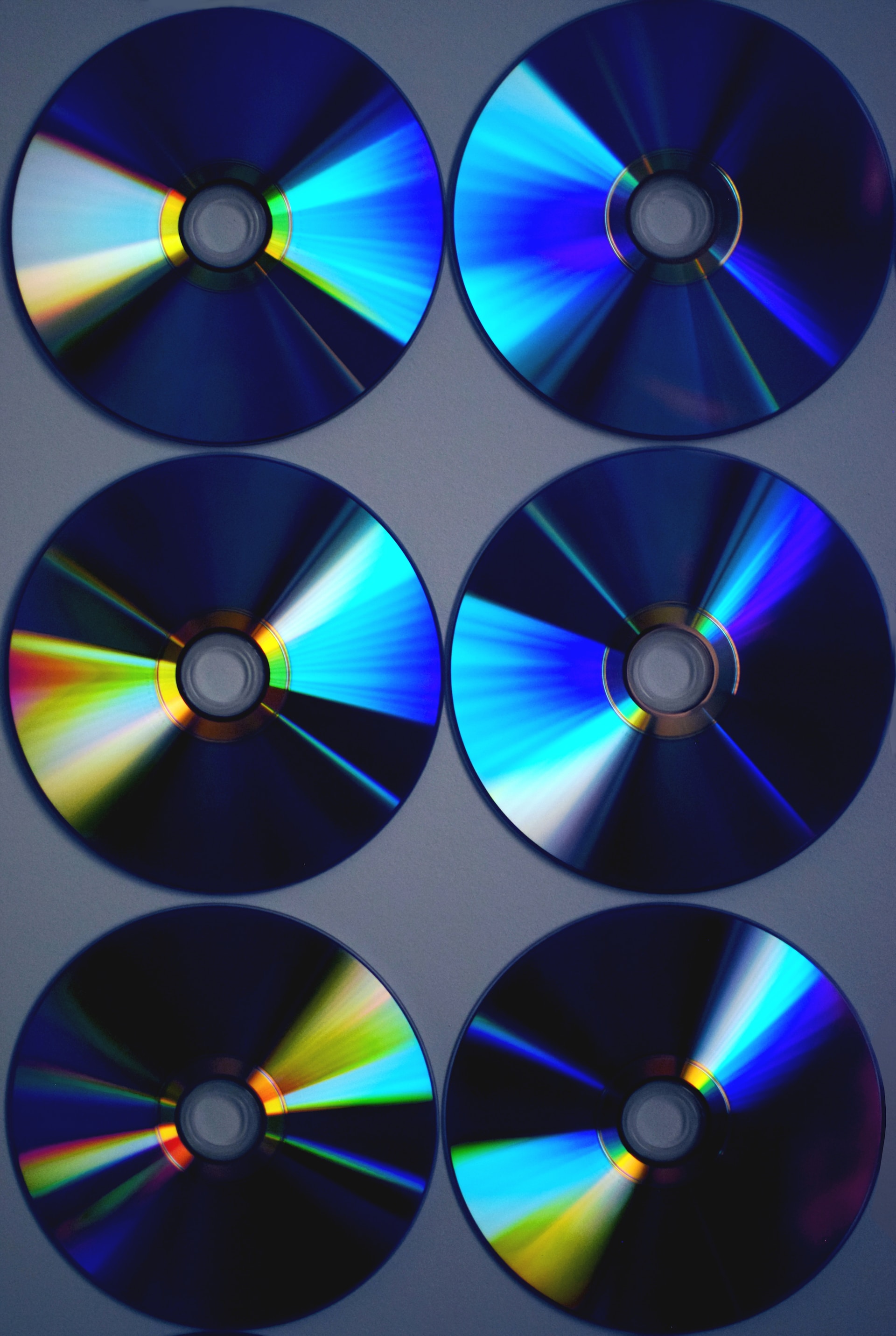 Six disques compacts.