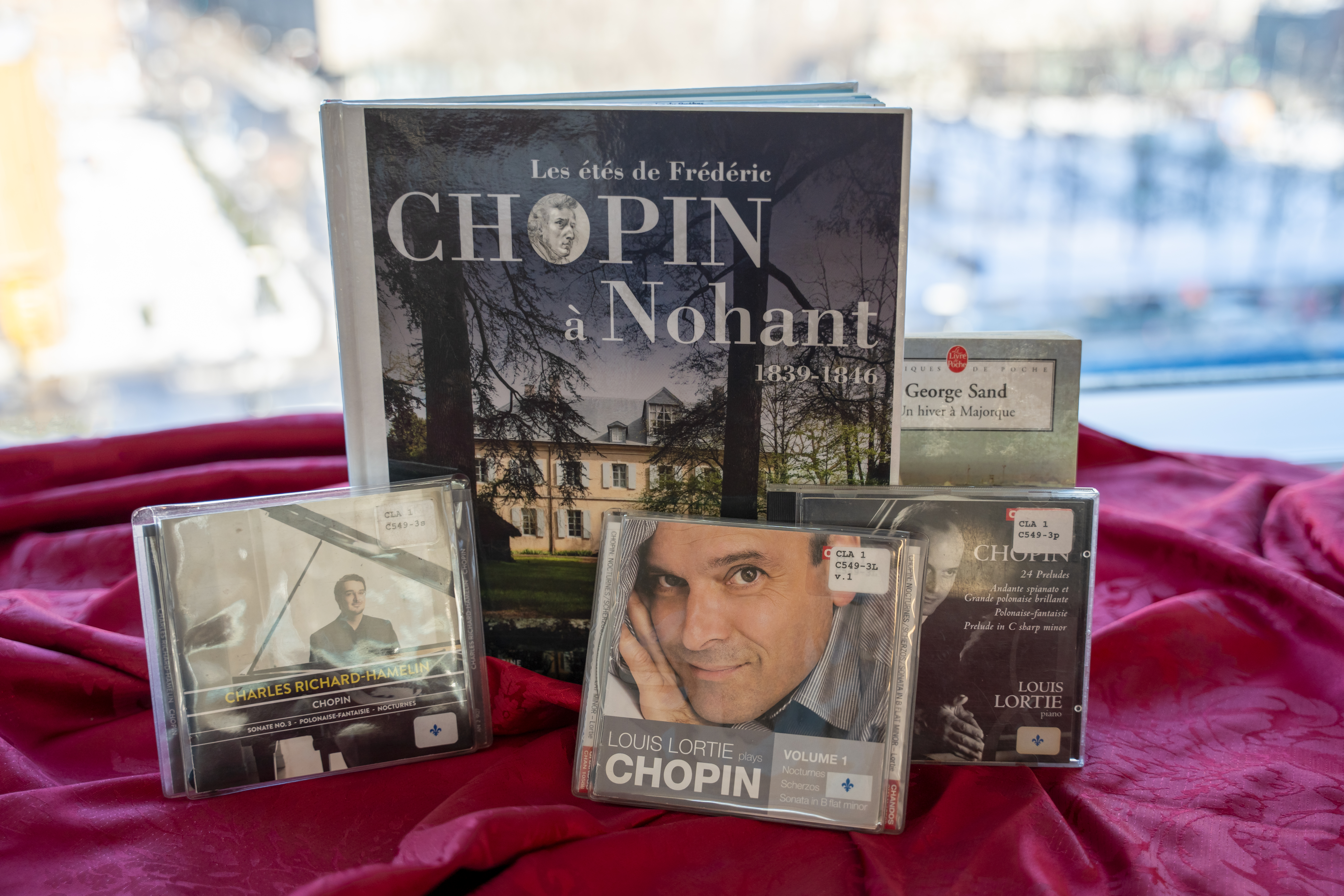 Livres sur Frédéric Chopin et CD de sa musique.