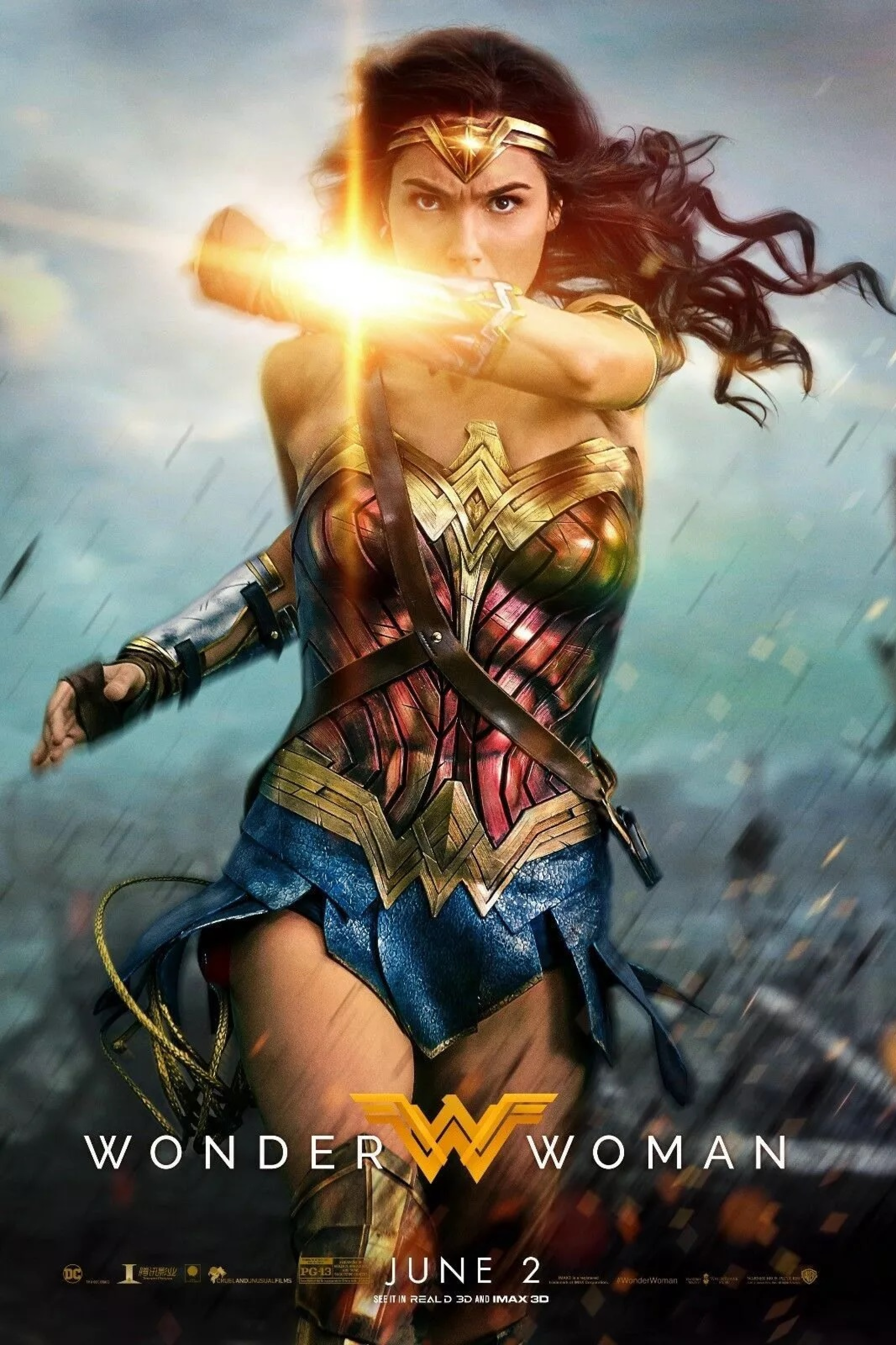 Wonder Woman cours sous la pluie, dans un no man's land.