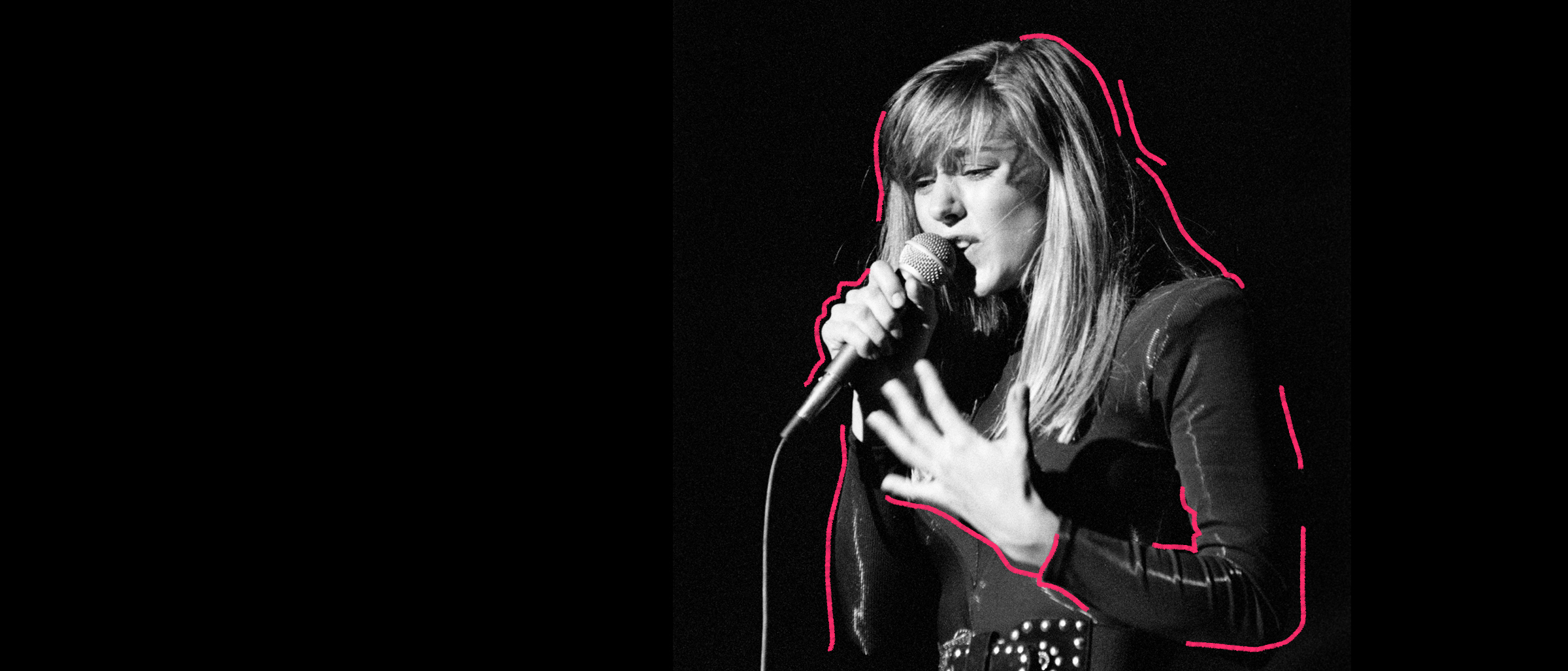 Photo d'archives en noir et blanc de la chanteuse Julie Masse