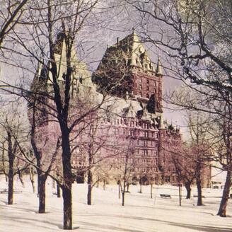 Le Château Frontenac sous la neige